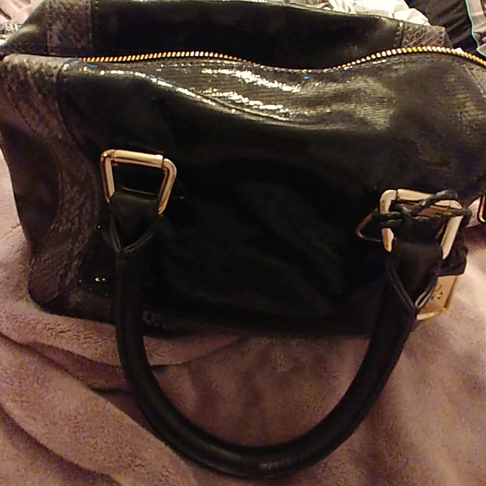 REDUCED TODAY 4 -12-26 🤑💚